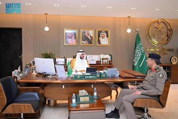 سعود بن نهار يستقبل مدير شرطة الطائف