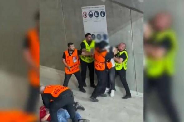 بالفيديو | الأمن الألماني يعتدي بوحشية على مشجع برتغالي