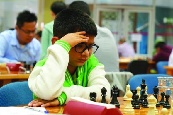 140 لاعباً يشاركون في بطولة الإمارات للشطرنج