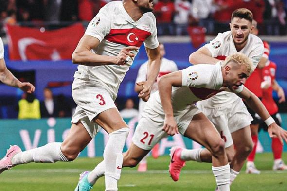  ديميرال لاعب منتخب تركيا يخضع للتحقيق بعد إشارة مثيرة للجدل في أمم أوروبا