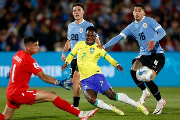 اتحاد أوروغواي يُحفز لاعبيه قبل مواجهة البرازيل
