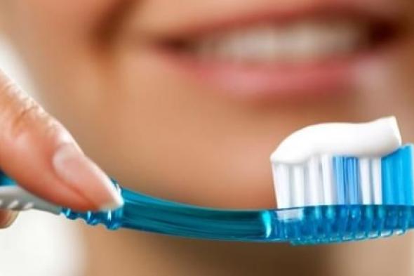 7 استعمالات وفوائد لا تتوقعها لمعجون الأسنان