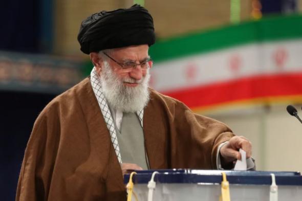 لحسم السباق بين جليلي وبزشكيان.. انطلاق الجولة الثانية من الانتخابات الإيرانية