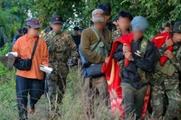 الإفراج عن 18 مفربيا محتجزا في ميانمار، وعائلات الضحايا توجه شكرها للملك