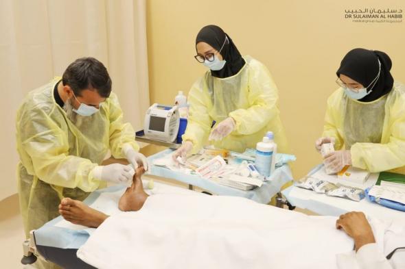 مركز علاج القدم السكرية بمستشفى الدكتور سليمان الحبيب بالقصيم ينقذ "3" مراجعين من البتر
