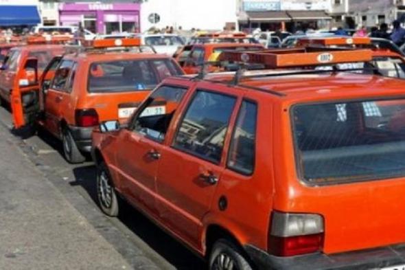 اشتوكة : مهنيو قطاع سيارات الأجرة يقاطعون التنقيط لدى مصالح الأمن الوطني تنديدا بتجاهل إشكالات القطاع