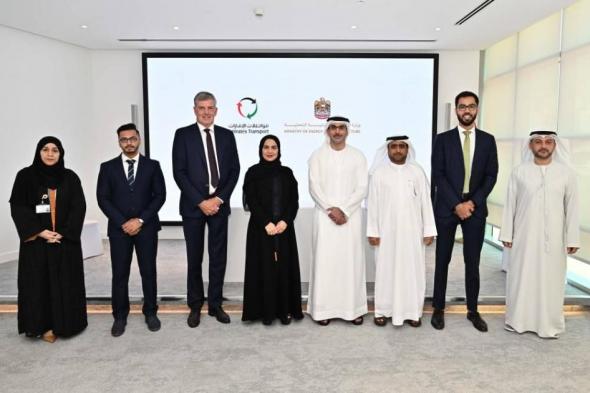 «الطاقة» و«مواصلات الإمارات» تطلقان مشروعاً لشحن المركبات الكهربائية