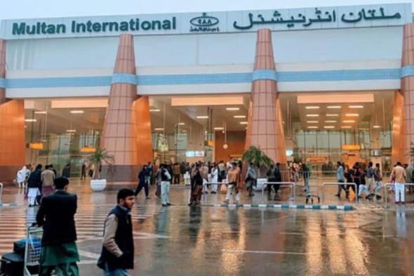 اعتقال 8 مسافرات باكستانيات متجهات إلى السعودية للتسول