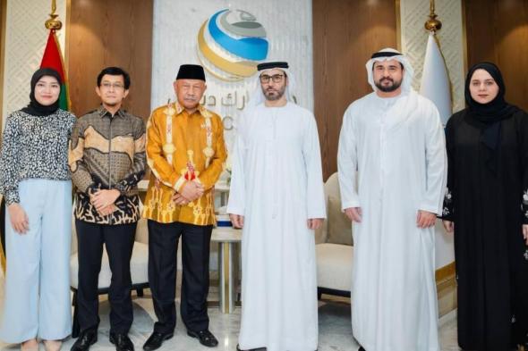 «جمارك دبي» تبحث تعزيز التجارة مع إندونيسيا