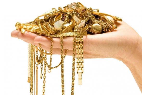 جرام الذهب انخفض 15 جنيه الان في الصاغة