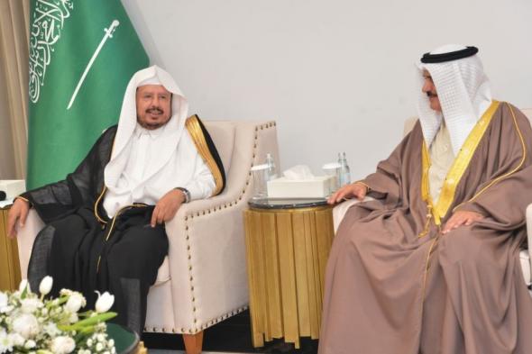 رئيس مجلس الشورى يبحث تطوير التعاون البرلماني مع "النواب البحريني"