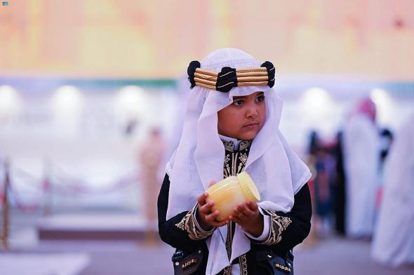 فعاليات متنوعة في انطلاق مهرجان "السمن والسمين" بمركز "الأثب" في بلحمر