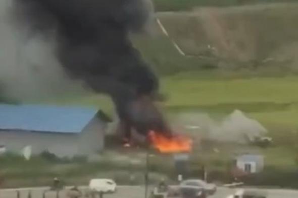 فيديو.. تحطم طائرة على متنها 19 شخصًا عند الإقلاع في نيبال
