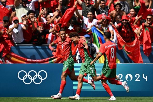 فوز المغرب على الأرجنتين في أولمبياد باريس بعد جدل حول هدف ملغى وأحداث شغب