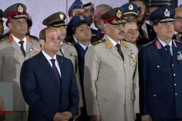 الرئيس السيسي يتفقد صالة العرض الذكية بمعرض مصر الدولى الأول للطيران والفضاءاليوم الثلاثاء، 3 سبتمبر 2024 10:33 صـ   منذ ساعة 3 دقائق