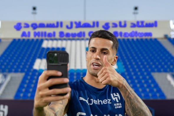 "جواو كانسيلو" لاعب الهلال الجديد.. وفاة والدته أمامه في حادث مروري حوَّلت مأساته إلى قصة نجاح