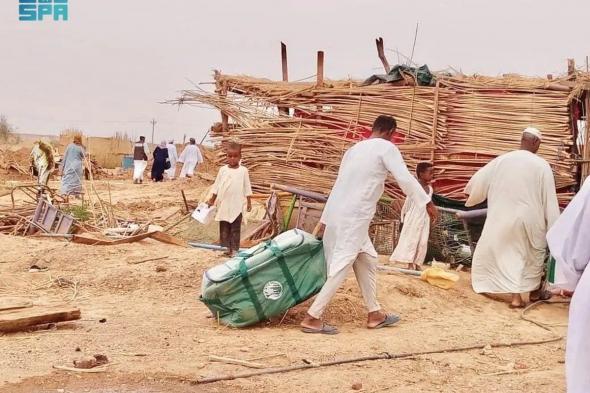 مركز الملك سلمان للإغاثة يوزع 1644 سلة غذائية في ولايتي كسلا ونهر النيل بالسودان