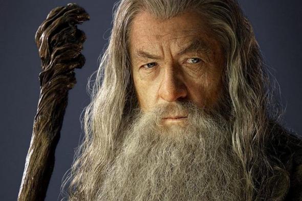 إيان ماكيلين لا يحب فكرة أن يلعب أي شخص آخر دور Gandalf في فيلم Lord of the Rings: The Hunt for Gollum