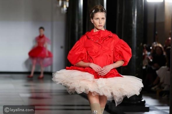 مجموعة Simone Rocha ربيع 2025 في أسبوع لندن للموضة