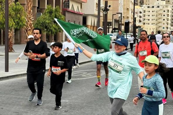 جدة التاريخية تشهد "الجري بروح الأخضر" احتفاءً باليوم الوطني الـ94