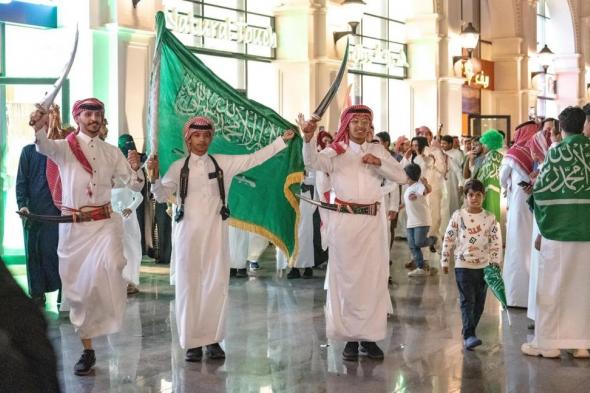 رمز الشجاعة والفرح.. الفنون الشعبية حاضرة في احتفالات الباحة باليوم الوطني