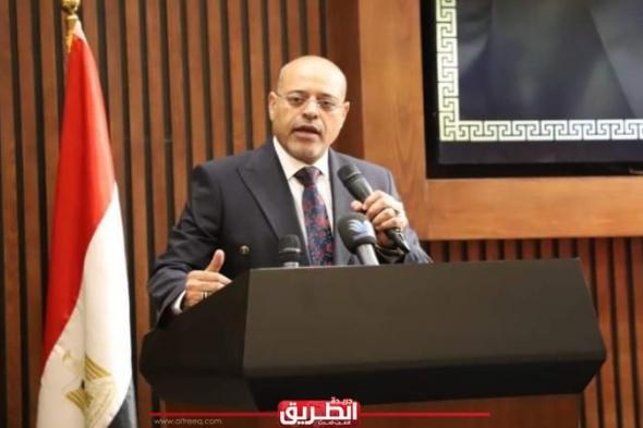 وزير العمل يوجه بالمتابعة وصرف تعويضات للمصابين في انقلاب سيارة ربع نقل...الأمس الأحد، 22 سبتمبر 2024 07:37 مـ