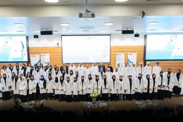 61 طالباً وطالبة ينضمون إلى الدراسة البيطرية بجامعة الإمارات