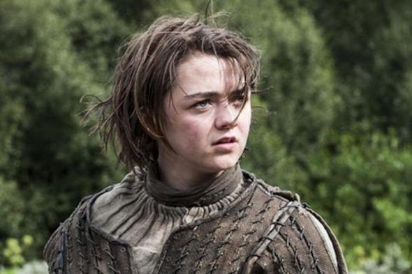 George R.R. Martin يشوق لعودة Maisie Williams ممثلة شخصية Arya Stark لعالم Game of Thrones