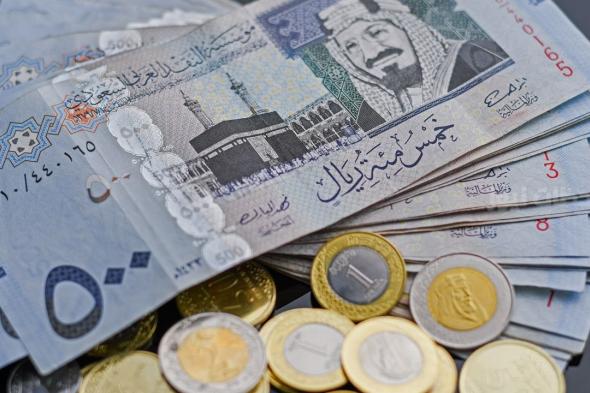 كم سعر الريال السعودي اليوم في السوق السوداء؟ وكم السعر في البنوك المصرية؟