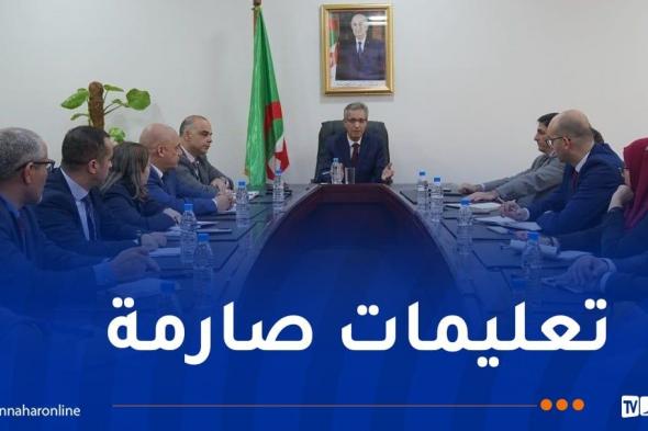 وزير الثقافة الجديد يباشر مهامه بأول اجتماع