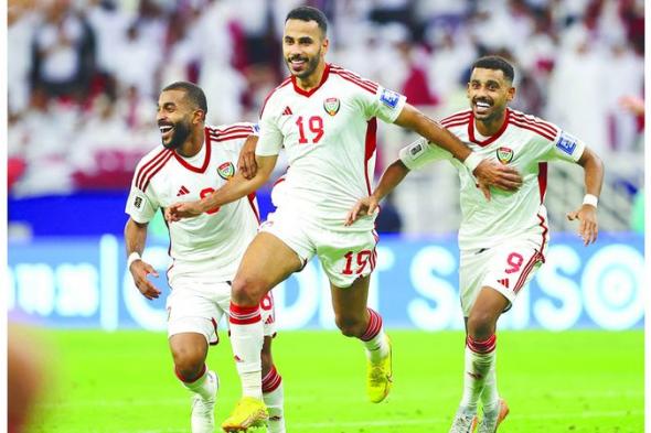 الظنحاني إلى المنتقدين: لاعبو المنتخب بشر ولديهم مشاعر