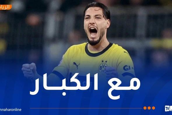 بن سبعيني الجزائري الوحيد ضمن تشكيلة العام في إفريقيا