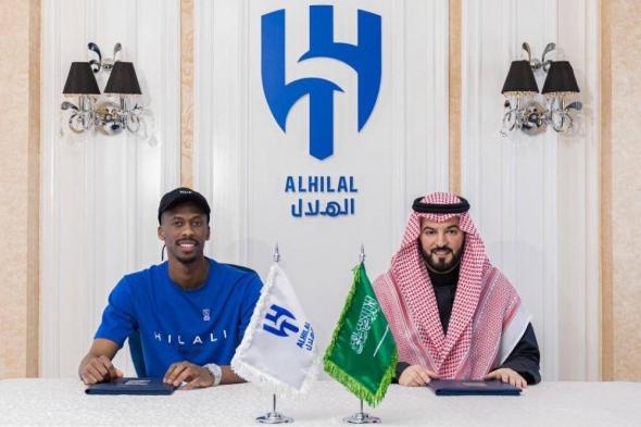 الهلال يعلن تجديد عقد (كنو)