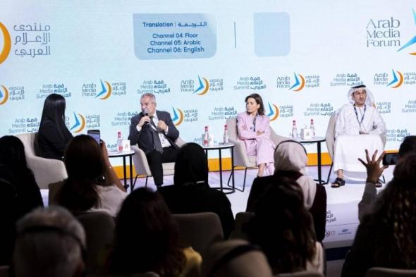 إما مؤثر أو تقليدي.. الإعلام العربي في مفترق طرق