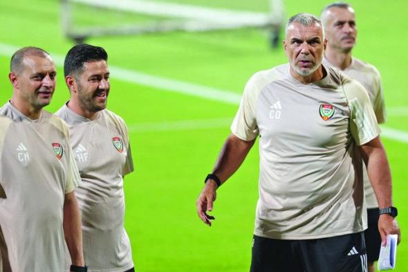 راشد عبدالرحمن: الفريق القوي نفسياً يفوز بالمعارك.. كوزمين أعاد الروح للمنتخب