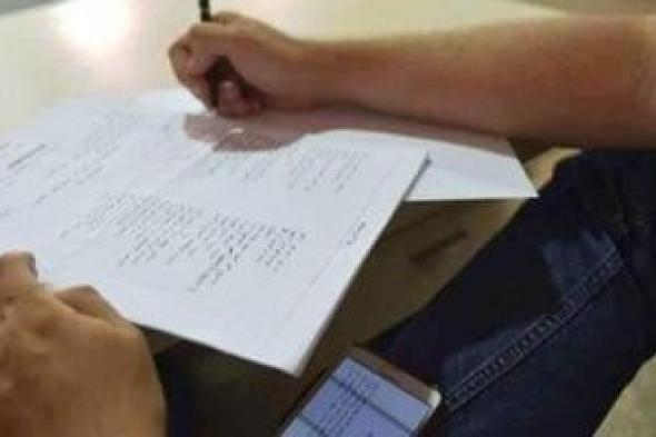غرفة عمليات التعليم بأسوان: رصد 3 حالات غش فى امتحانات الإعدادية اليوم