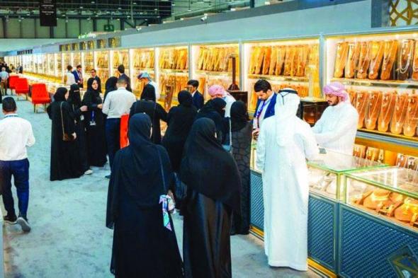 إبداعات إيطالية فاخرة تخطف الأنظار في معرض الشرق الأوسط للساعات والمجوهرات