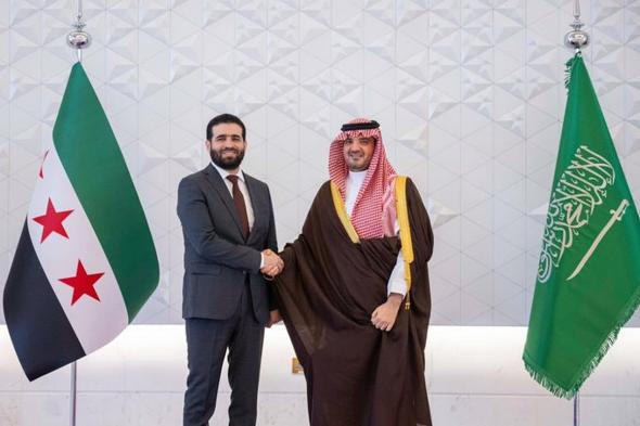 وزير الداخلية يبحث تعزيز التعاون الأمني مع نظيره السوري