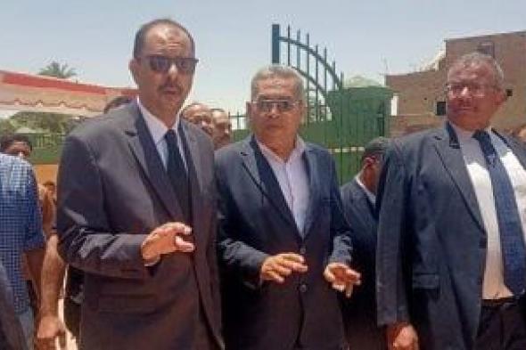 محافظ سوهاج يتفقد المدرسة المصرية اليابانية بجهينة استعدادا لافتتاحها.. صور
