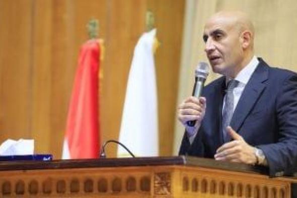 وزير التعليم: توفير وجبات ساخنة للطلاب تحوى كفتة ولحمة بالمناطق الأكثر فقرا