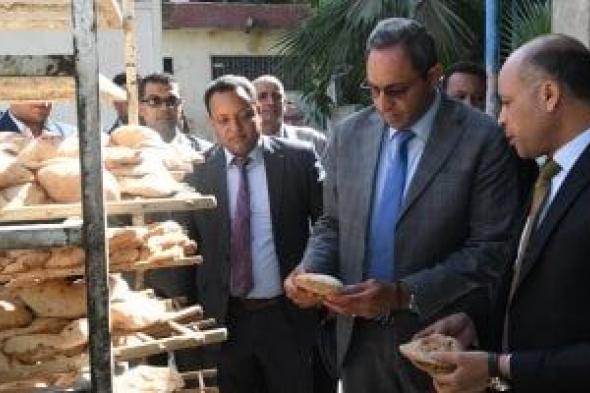 محافظ قنا يتفقد المخابز والأسواق للتأكد من جاهزيتها قبيل عيد الأضحى