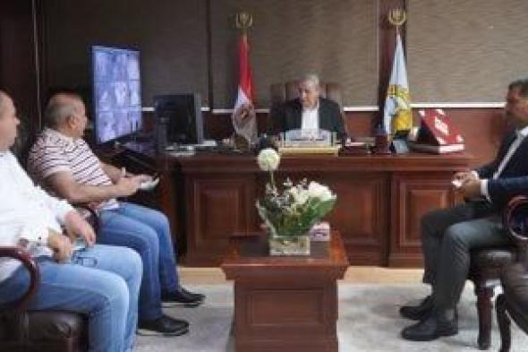 محافظ الغربية يناقش استعدادات عيد الأضحى ويعلن تجهيز 463 ساحة للصلاة