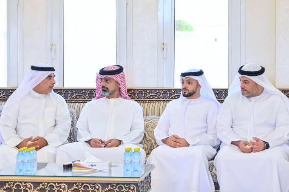عمار بن حميد يعزّي في وفاة خليفة الشامسي