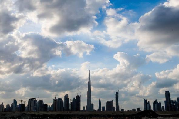 طقس الإمارات.. انخفاض آخر في درجات الحرارة غداً