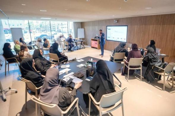 أكاديمية دبي للمستقبل تطلق 5 برامج تدريبية