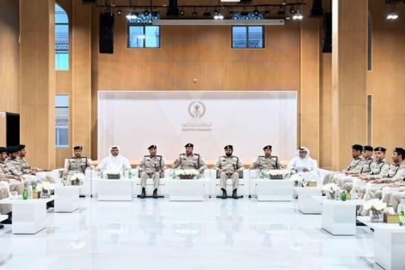 «مجلس قيادة شرطة الشارقة» يستعرض المبادرات الخدمية