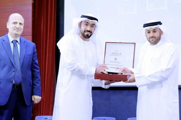 محمد بن حميد يرعى تخريج روضة مدرسة تريم الأمريكية