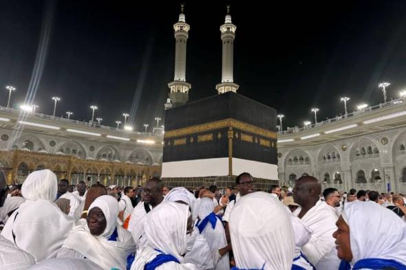 1.4 مليون مسلم يبدأون مناسك الحج في مكة المكرمة