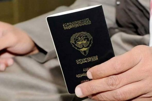 الكويت تسحب الجنسية من 153 شخصاً من أحفاد شيوخ قبيلتي “شمر” و”عنزة”