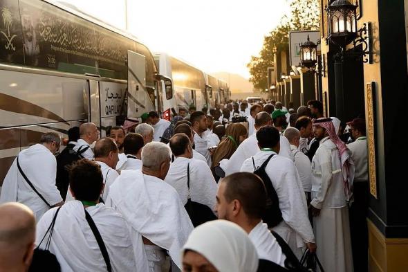 ضيوف برنامج خادم الحرمين : يوم عرفة لحظة خالدة وشاهدًا على عناية المملكة بضيوف الرحمن